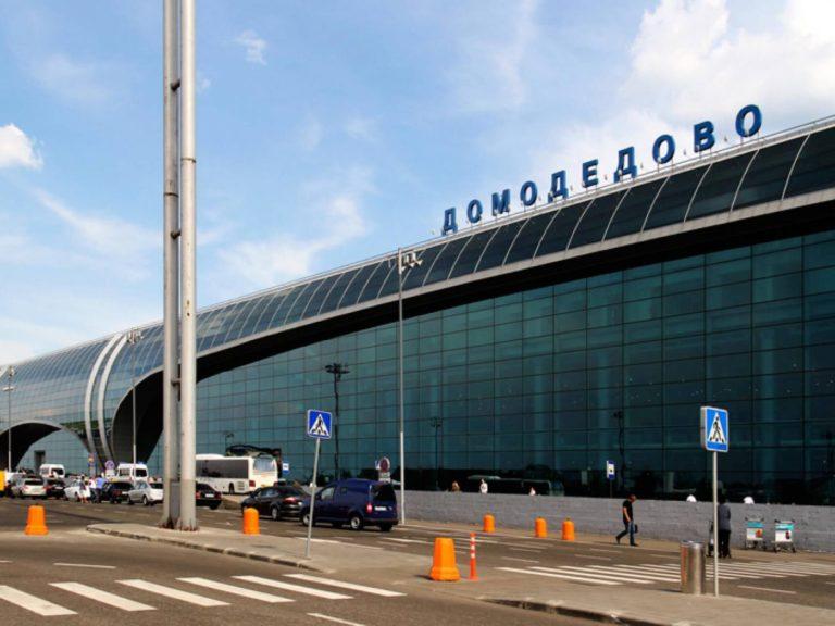 Фото аэропорта Внуково и Домодедово.