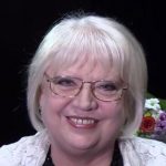 Тяжелобольная актриса уже много лет борется со своим недугом, но сдаваться не намерена