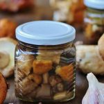 Грибы способны вылечить от болезни века! Удивительное дело!