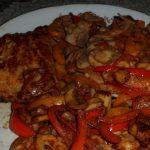 Хорошая новость для мясоедов! Сколько можно есть мяса в день без ущерба? Вообще, неожиданно!